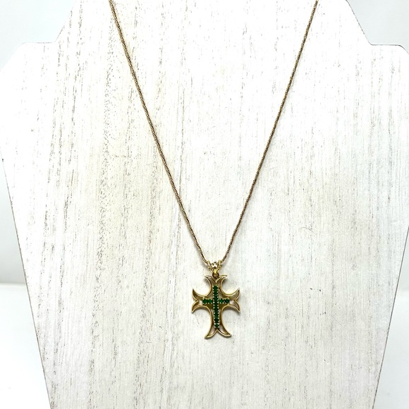 Solid 18K, genuine emeralds cross pendant - Picture 2 of 12